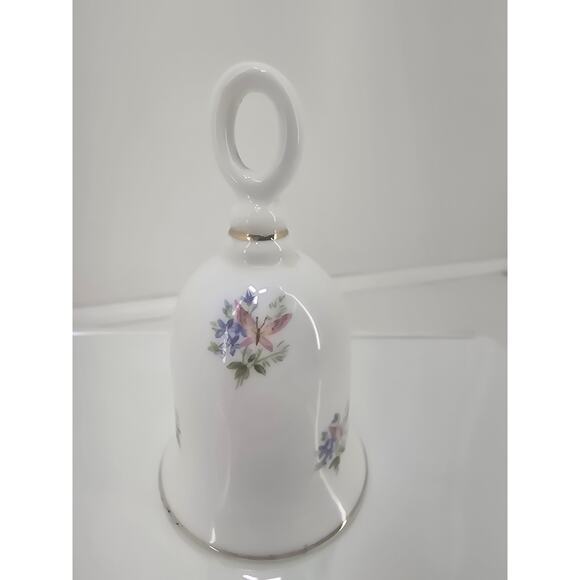 Vintage Taiwan Bone China Bell Floral Butterfly Collectible Gift - Picture 2 of 4